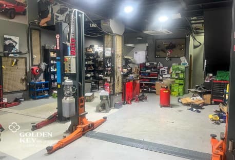 Shop+Garage For Rent–160 SQM - Prime Location