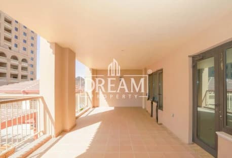 Spacious 1-Bedroom for Sale – Porto Arabia