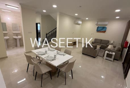 Furnished Villa 6bhk inside Compound in Al Kheesa