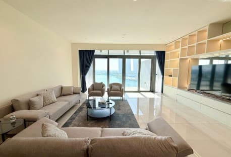 FULL SEA VIEW - SPACIOUS 2BED + MAID ROOM