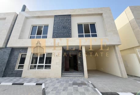 Luxurious Modern 7 Master Bedrooms Villa