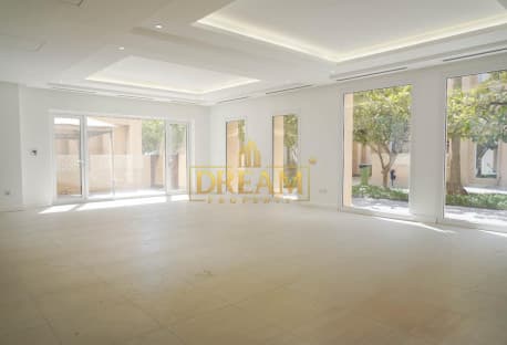 Semi furnished| Spacious 5 BDR Villa | in West Bay