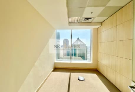 100 SQM OFFICE SPACE IN WESTBAY INCLUDING BILLS