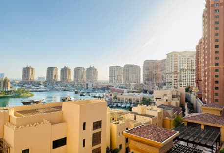 Huge 2BR in Porto Arabia | Great Structure | FF