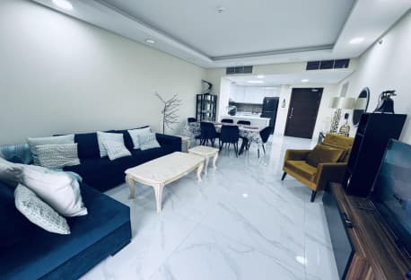 LUXURY APARTMENT/ FULLY FURNISHED INCLUDING BILLS