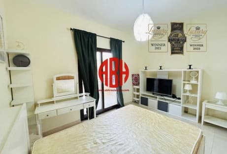 SPACIOUS STUDIO UNIT FURNISHED+BALCONY| BILLS FREE