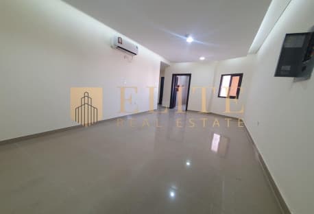Spacious 2 bedroom apartment in madina khalifa
