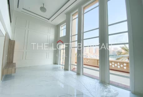 NO COMMISSION. FULLY RENOVATED 4 BHK TOWNHOUSE