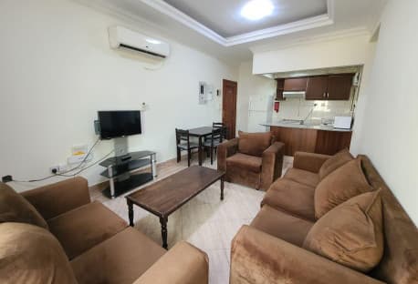 1Bhk Furnished Flat With All Bills, Gym & Pool !!