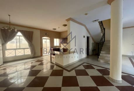 Huge 6BHK Triplex Villa in Beachside Compound