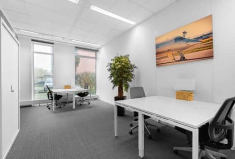 Coworking & Offices (1–15 desks) | QFC Approved