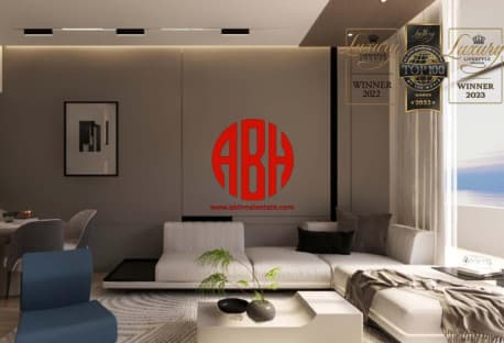 STUNNING SEA-VIEW 3BDR | TOP AMENITIES |WATERFRONT