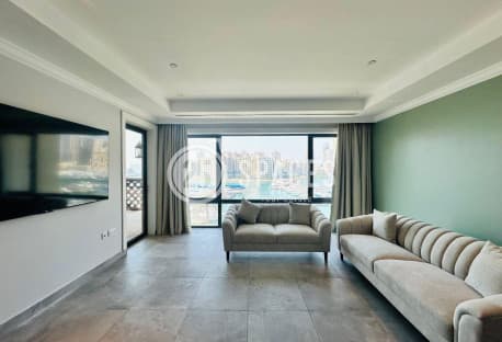 Renovated I Furnished 1 Bdm Townhome I Marina View