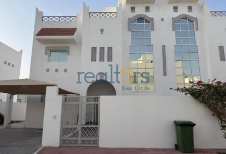 Spacious 3+Maid Villa with Yard & Amenities