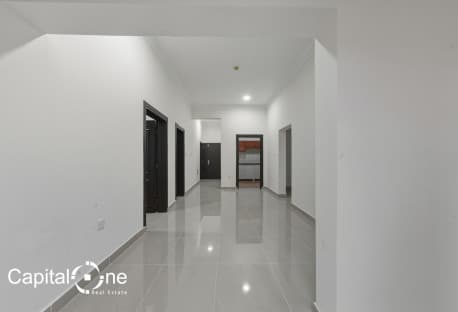 NO COMMISSION | SPACIOUS 3 BHK WITH BACKYARD