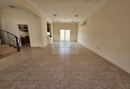 5 Bhk Villa Very Spacious In Al Mammora Area