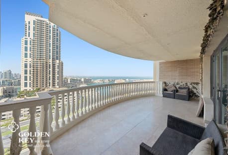 Big Layout | 3BR with Balcony and Sea View