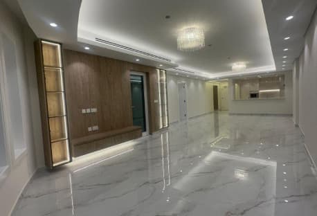FULLY RENOVATED / COSY AND SPACIOUS ONE BEDROOM