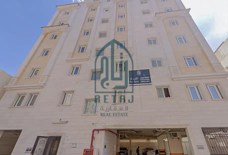 Spacious 1 Bedroom at Umm Ghuwailina For Rent!