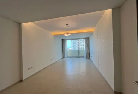 Spacious SF 2BR in The Pearl - Including Bills