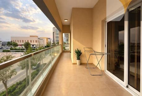 Two Balconies - Spacious 3Bedrooms + Maid Room