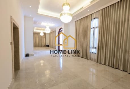 Luxury and Spacious Villa in Ijara | 7 Bedroom