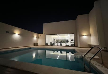 1BR | AMAZING LOCATION | FF | BILLS INC | GYM+POOL