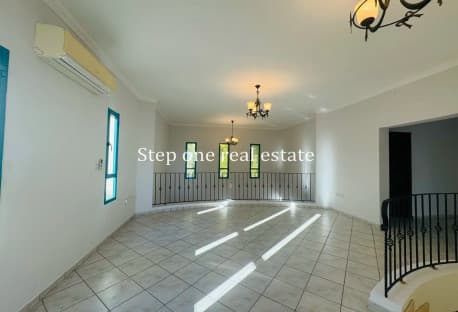 AMAZING AND SPACIOUS COMPOUND VILLA IN PRIME AREA
