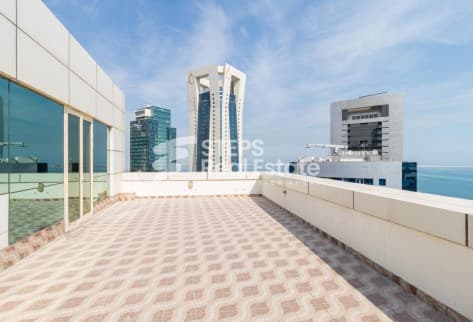 Bills Inclusive Apartment with Terrace in West Bay