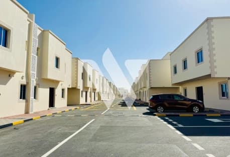 Brand new 6 Bedroom Villa for Rent in Al Kheesa