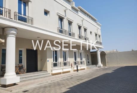 Villa 5 master room in Al khessa inside compound