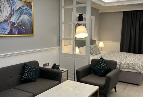 PRESTIGIOUS STUDIO FULLY FURNISHED IN BIN SHIEKH