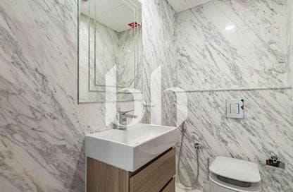 BRAND NEW | 2 BEDROOMS | STRONG ROI | SEA VIEW