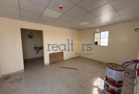 Big Wearhouse with office for rent (FOOD)