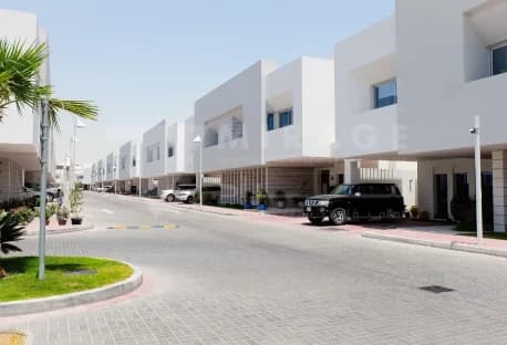 Modern 5-bed villa compound near Aspire Zone