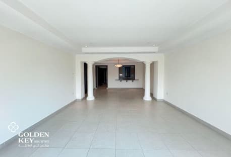 Marina View | Townhouse | SF | 2BR with Balcony