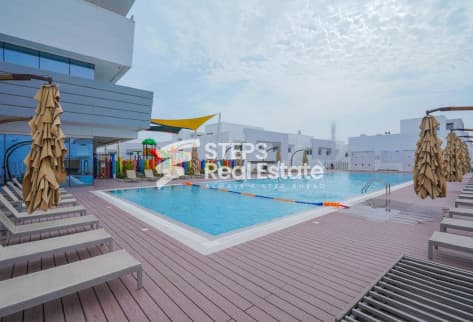 Luxury 5-Bedrooom Villa in Al Raayan