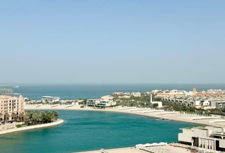 SPACIOUS BALCONY / TWO BEDROOMS / SEA VIEW