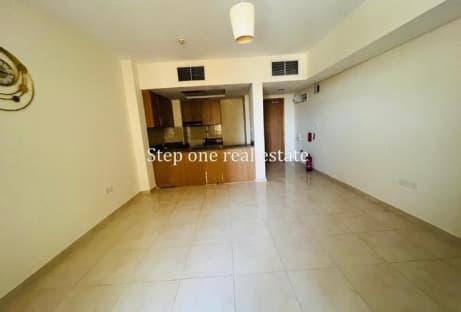 One Bedroom Apartment for Sale in Fox Hills