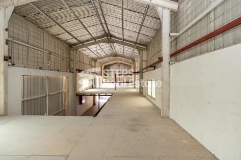 27 Labor Rooms with Warehouse in Industrial Area
