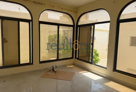 COMPOUND VILLA| 05 BEDROOMS| WITH AMENITIES