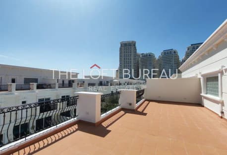 Spacious Family Villa with Qatar Cool and Month