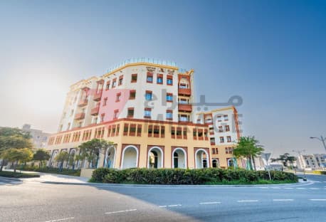RETAIL SPACE | NEAR SCHOOL & RESIDENTIAL COMPLEX