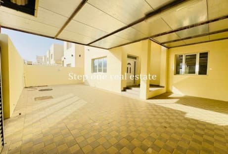 AMAZING ATTACHED VILLA WITH 5 BHK IN PRIME AREA