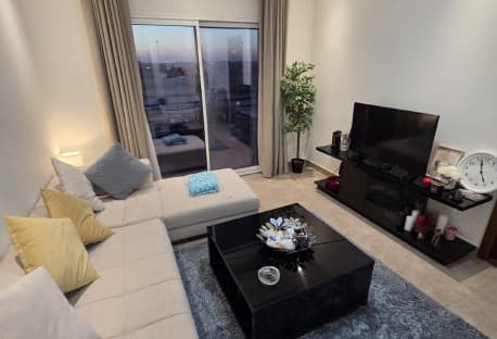 For Sale - FF 1 Bedroom Apartment with Balcony