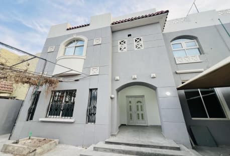 SIMPLY Stand alone VILLA 5 BEDROOMS + MAIDS ROOM