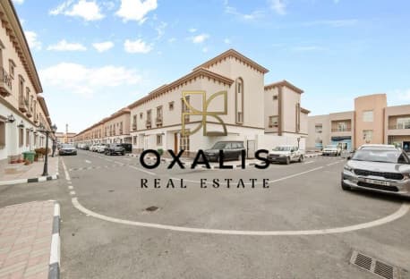 PRIME LOCATION | 5 BEDROOMS WITH MAIDS ROOM VILLA