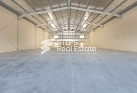 Prime Logistics Warehouse with Open Yard