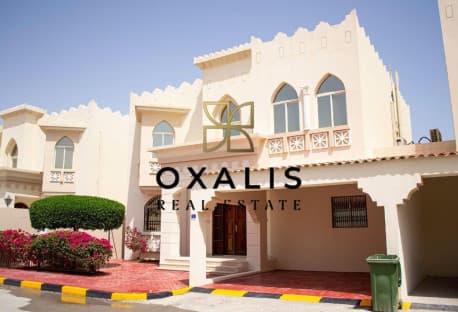 1 MONTH FREE | INTIMATE 4 BEDROOM WITH MAIDS VILLA