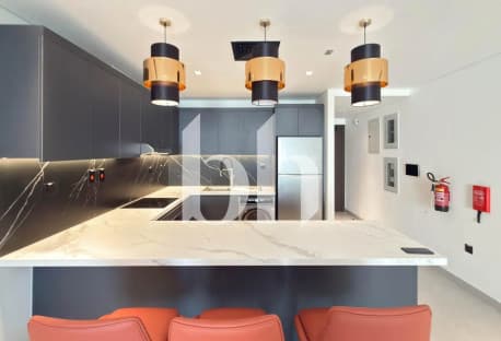 DIRECT BEACH ACCESS | READY TO MOVE IN | STUDIO